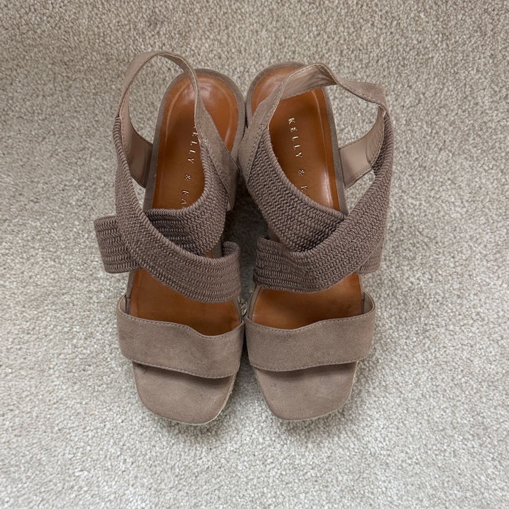 Kelly & Katie Women's Brown Sandals